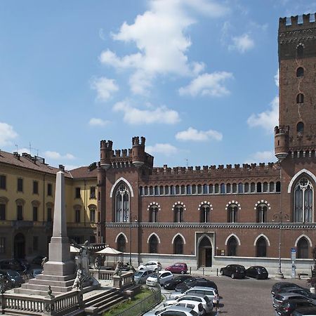 Апартаменти Castello Medici Del Vascello Асті Екстер'єр фото